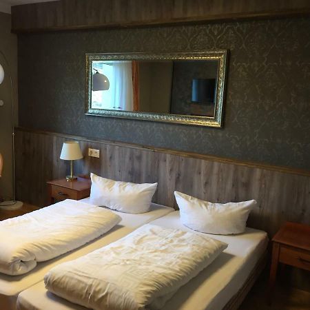 Hotel Am Rossberg Altenahr Esterno foto