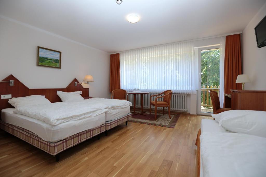 Hotel Am Rossberg Altenahr Esterno foto