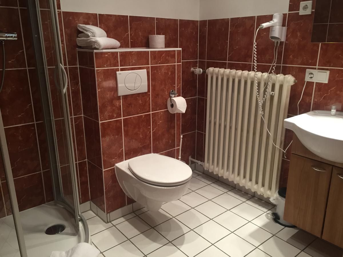 Hotel Am Rossberg Altenahr Esterno foto