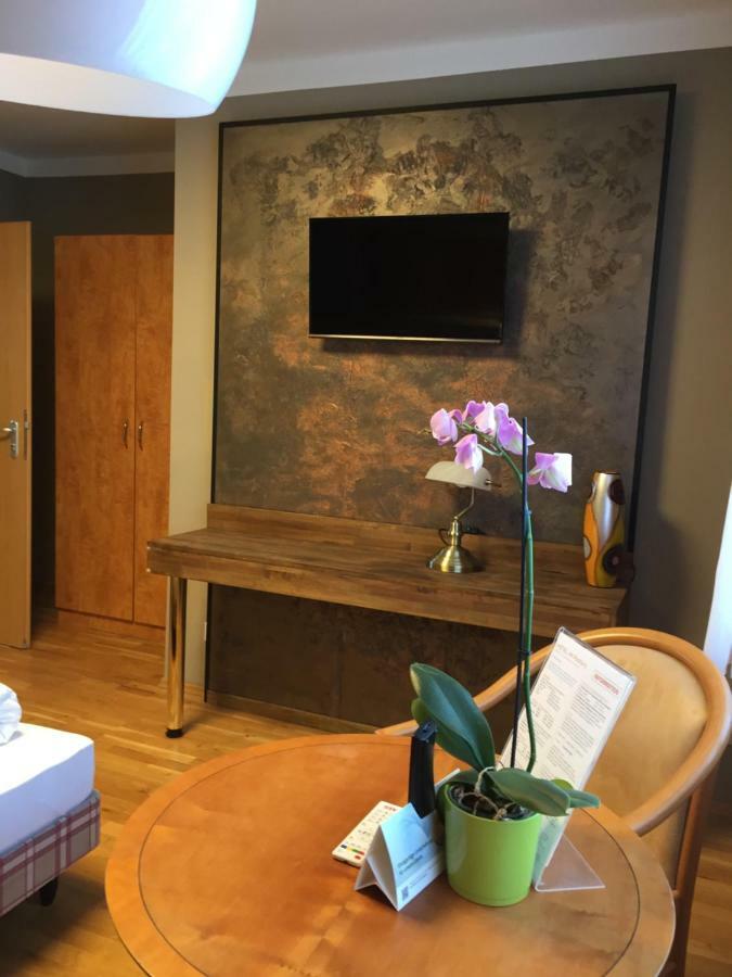 Hotel Am Rossberg Altenahr Esterno foto