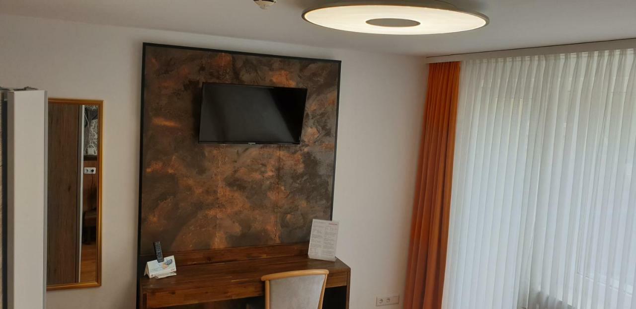 Hotel Am Rossberg Altenahr Esterno foto
